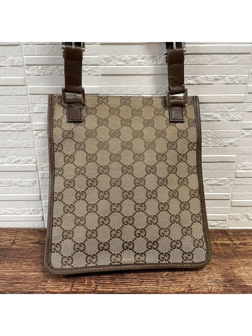 Gucci GG Canvas Leather Shoulder Bag Messenger Brown